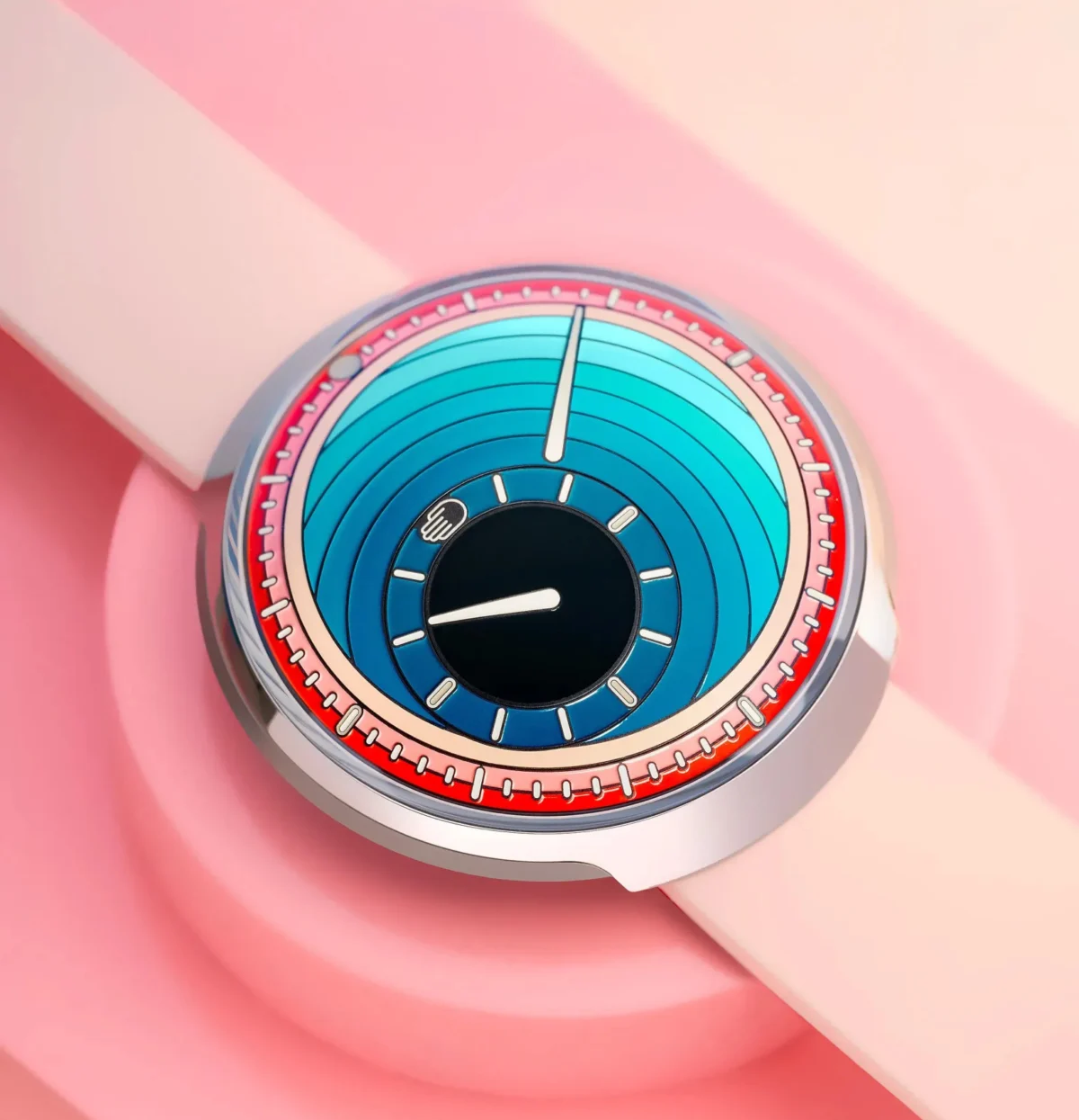 Ressence представя часовника Type 8 с дизайна на Даниел Енгелберг