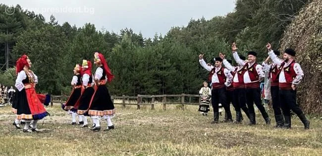Каракачани