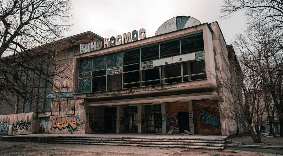 кино космос