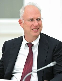 Кирил Дмитриев