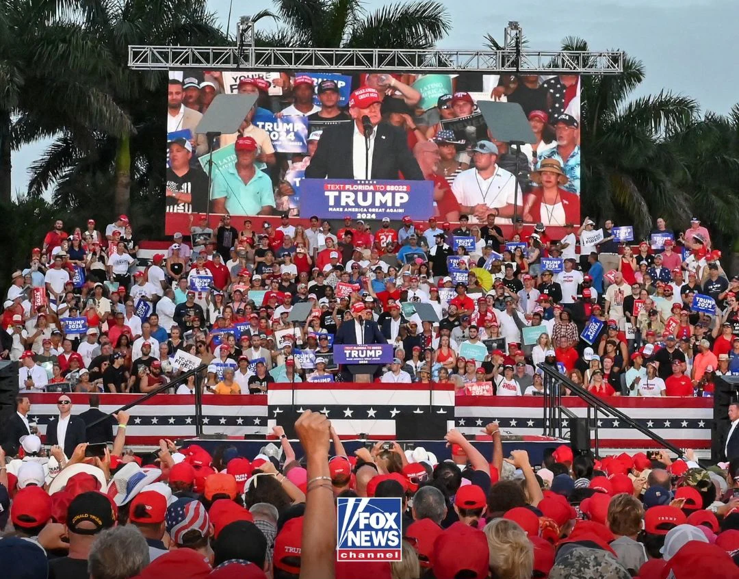 Newsmax заведе антимонополно дело срещу Fox News за блокиране на конкуренцията 2 Newsmax заведе антимонополно дело срещу Fox News за блокиране на конкуренцията