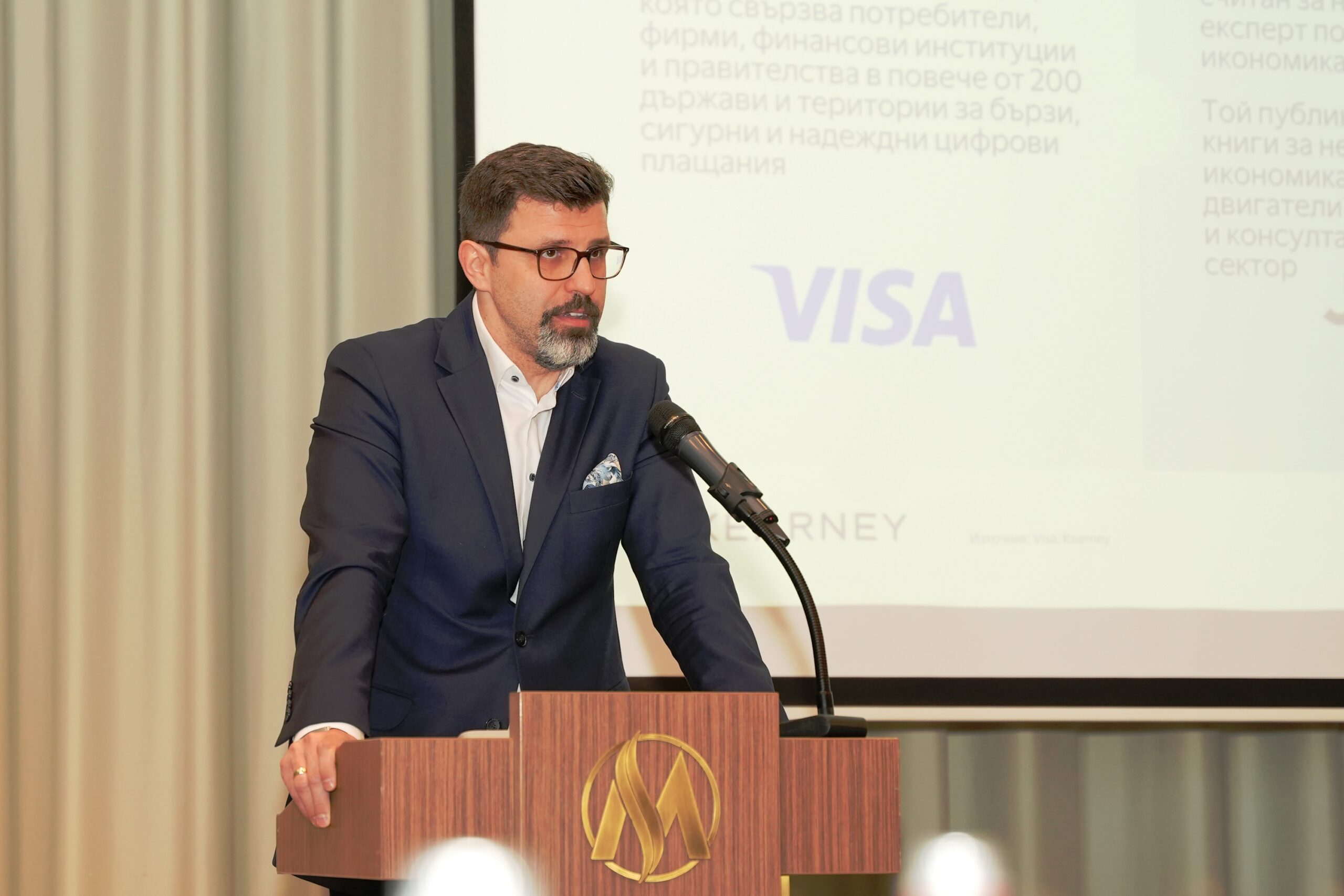 konrad slusarchik direktor komunikaczii s instituczii za czentralna i iztochna evropa vav viza evropa visa europe scaled