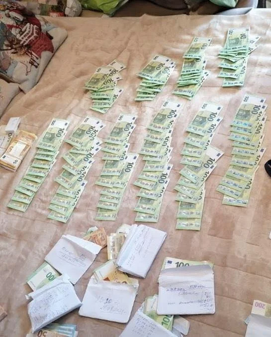 Открити са 200 000 евро при акция срещу купуването на гласове във Варна