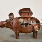 Mини - барът "Хипопотам" на Франсоа-Ксавие Лалан с продажба от 31.4 млн. долара на търг