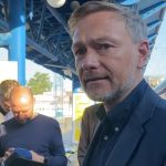 Лидерът на Свободната демократична партия в Германия се оттегля заради в подкрепата