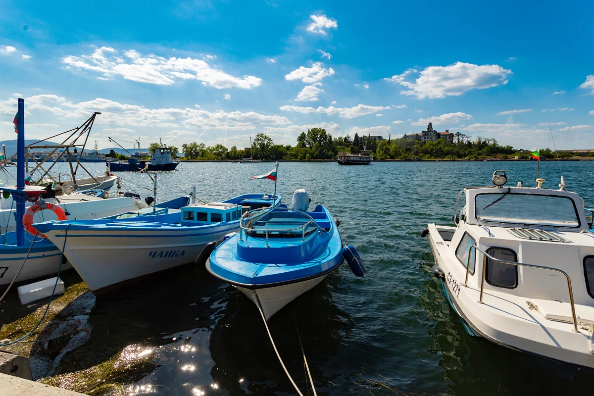 lodki ostrov