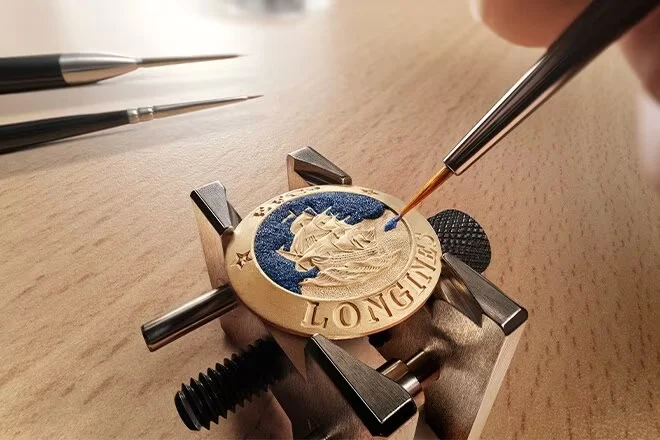 Швейцарска икона в часовникарството навигира несигурността около митата на Тръмп