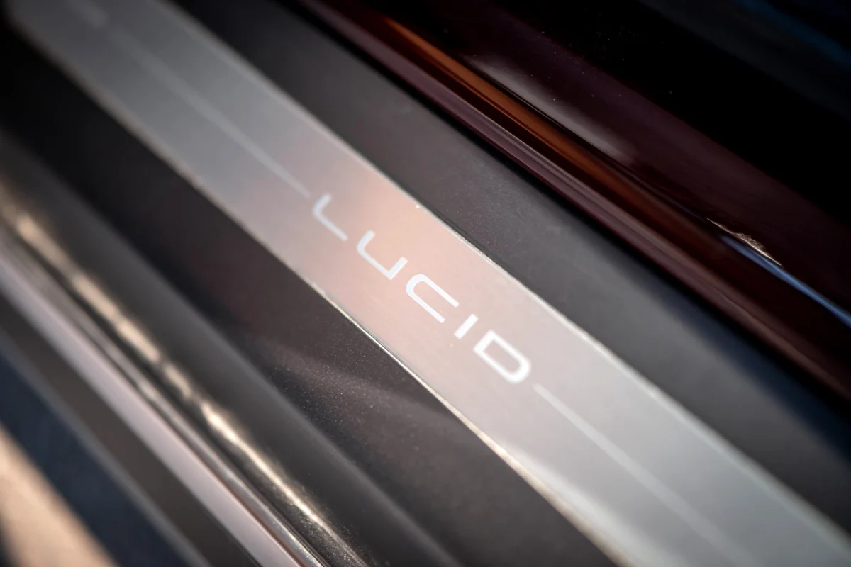 Lucid Motor сменя ръководството и привлича 750 млн. долара нови инвестиции