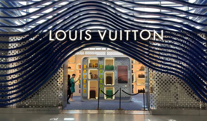 LVMH отчете стабилни продажби въпреки натиска върху луксозния пазар