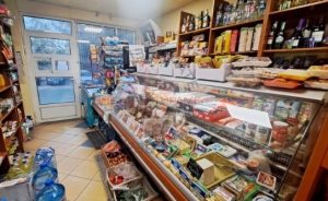 Призив за втори ден на бойкот на търговските вериги за хранителни стоки, Проверки в хранителни магазини: НАП засилва контрола за цените и касовите бележки