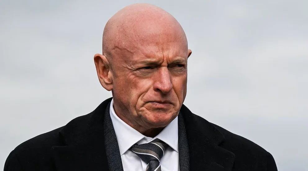 Пентагонът заплаши че ще призове обратно на активна служба американския