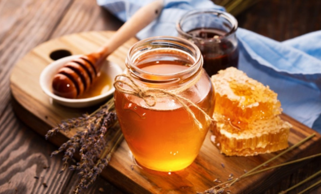 На път сме да съсипем още една традиционно българска запазена марка - пчелният мед 4 мед