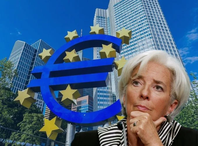 Възнаграждението на Кристин Лагард е с 50% по-високо от официално обявеното от ЕЦБ