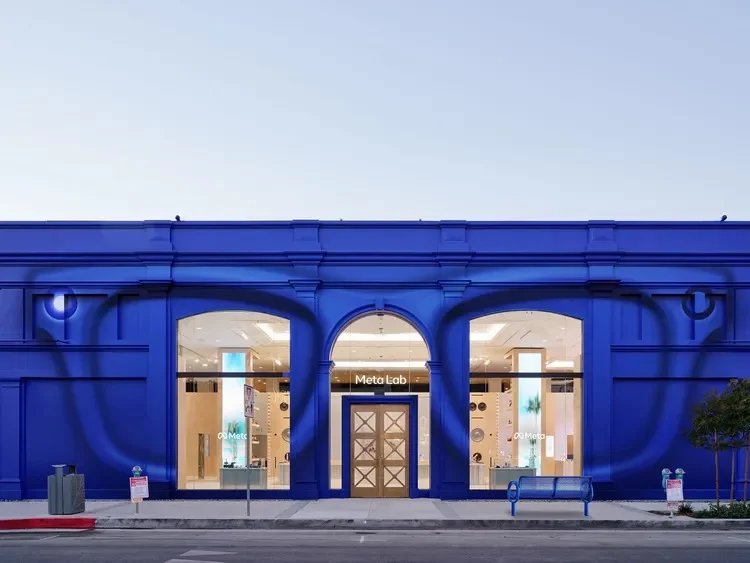 Meta открива първия си флагмански магазин на Пето Авеню в Ню Йорк