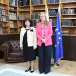 министърът на финансите Теменужка Петкова европейския комисар Екатерина Захариева