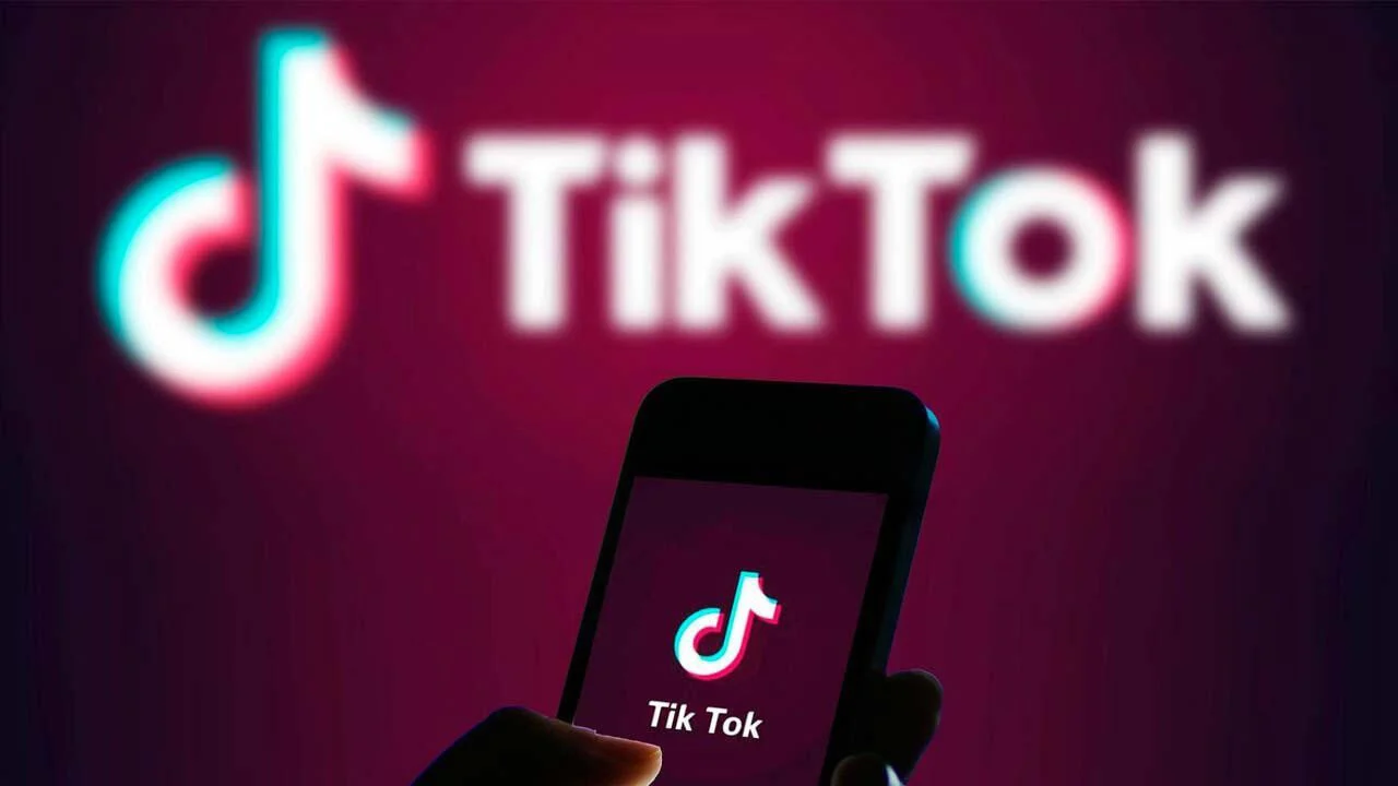Според ЕК TikTok нарушава правилата на ЕС заради пристрастяващия си дизайн