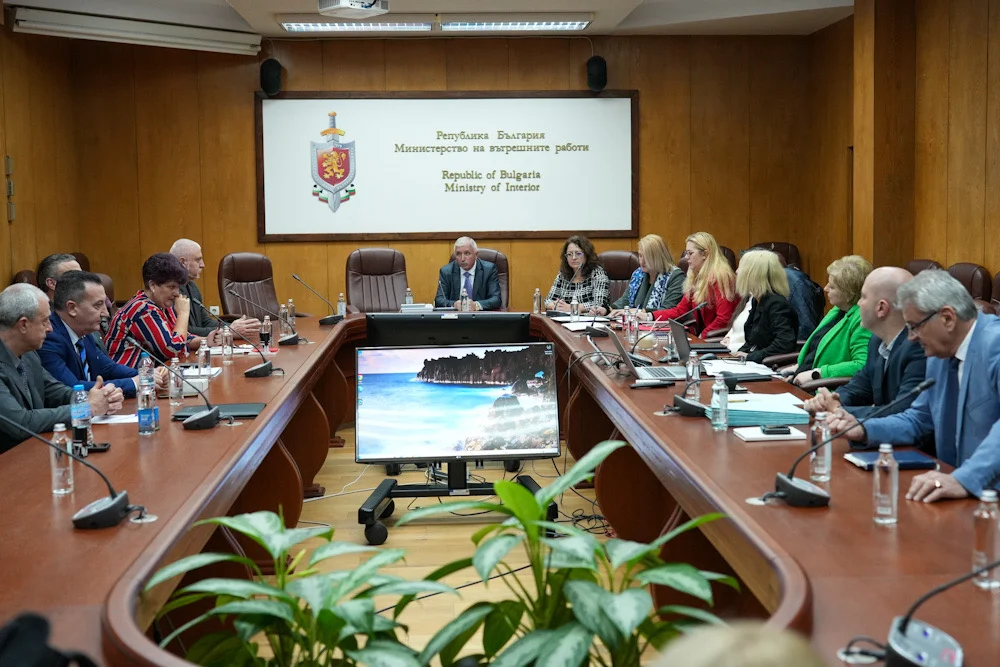 мвр синдикати трудов договор