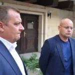 4 самолета