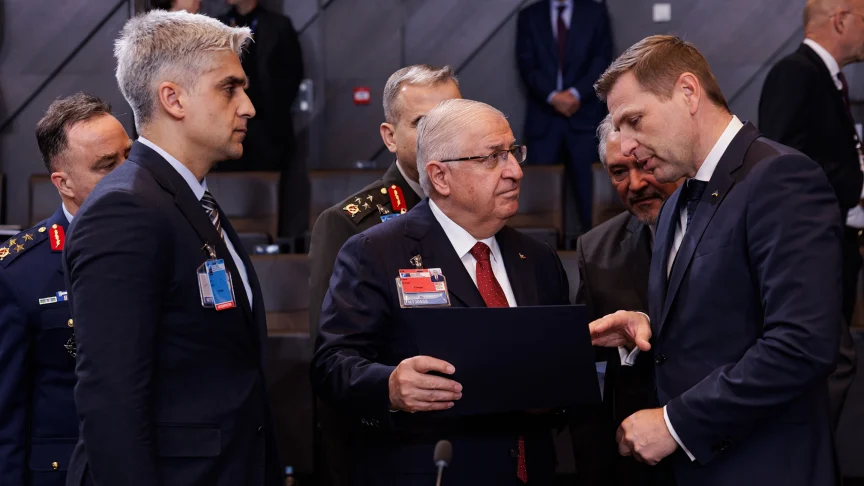 НАТО укрепва източния фланг с дронове, ЕС изгражда собствен военен гръбнак