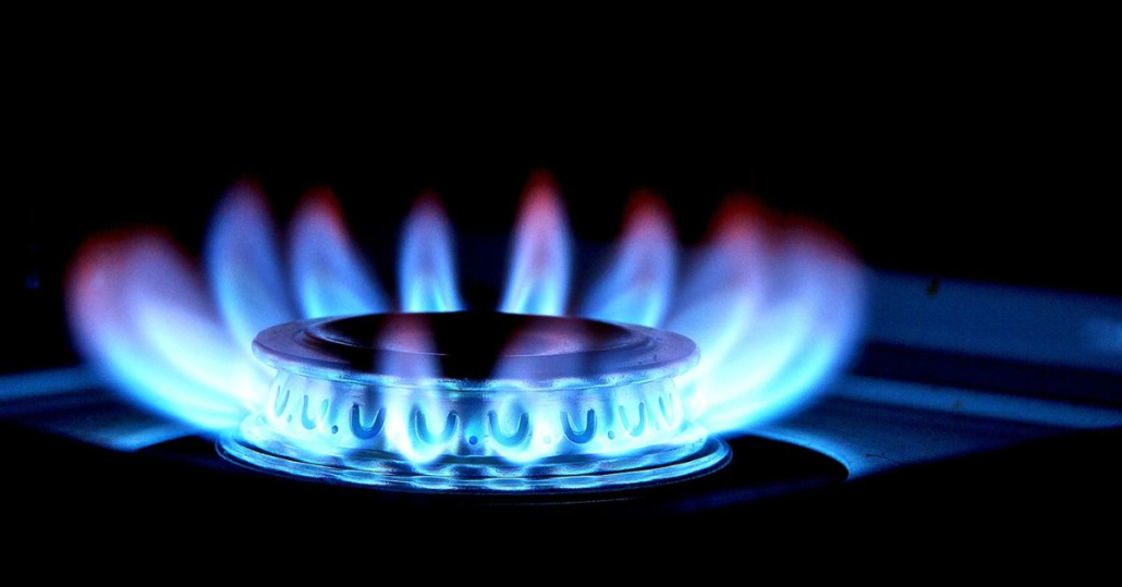 Цените на газа в Европа продължиха възхода си над 100 евро за мегаватчас в очакване Тръмп да удари Иран