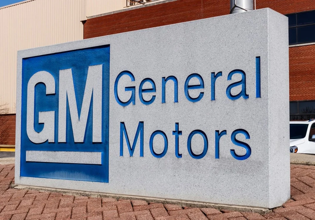General Motors патентова смесени батерийни пакети за по-ниски разходи