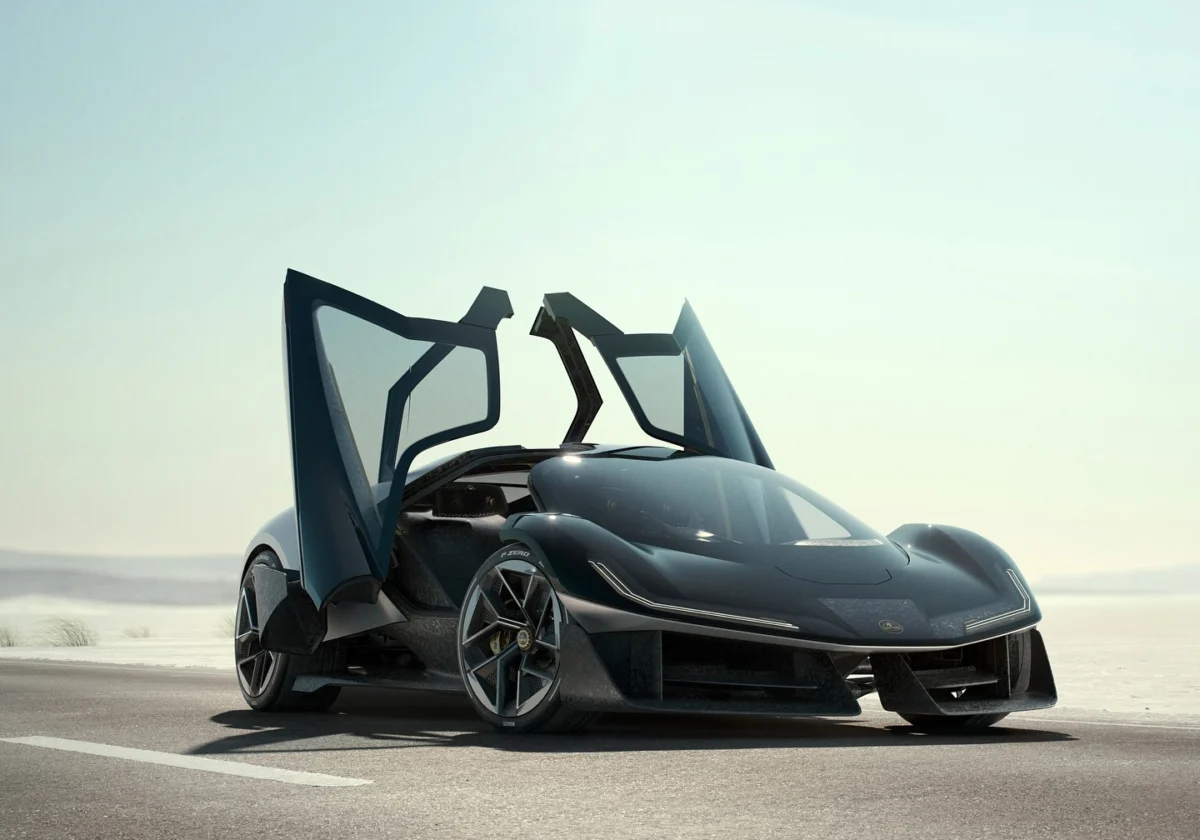 Lotus Cars уверява, че няма планове да затваря заводи във Великобритания