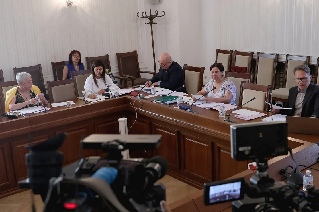 номинационната комисия