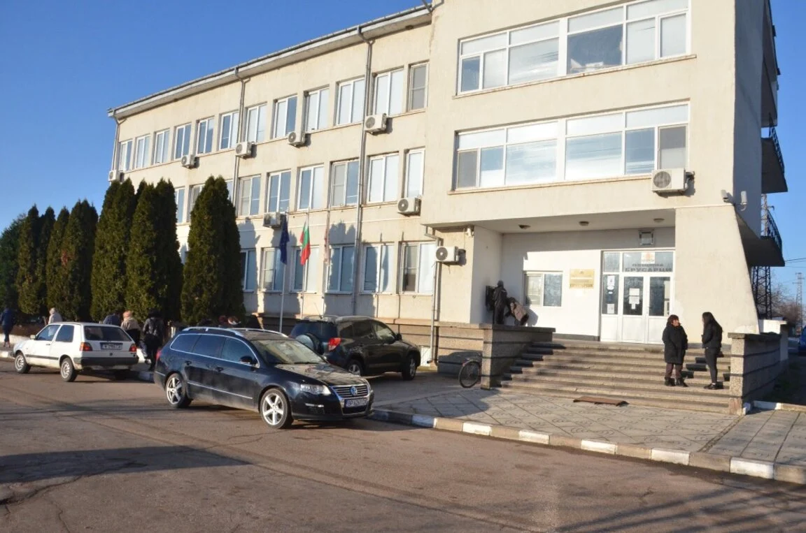 Полицейска акция в община Брусарци, разследват кмета
