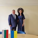 Социалният министър и посланикът на Украйна обсъдиха възможността засегнати от войната деца да почиват в България