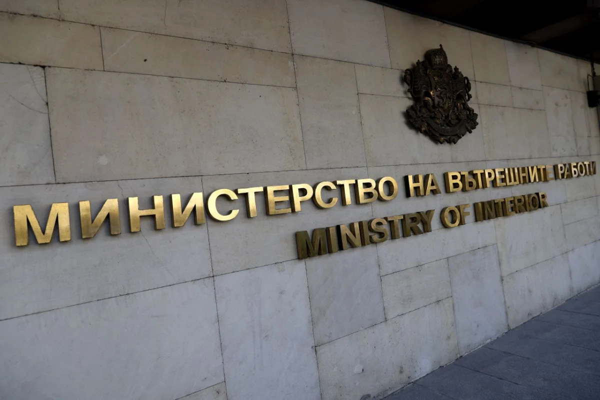 МВР с обществена поръчка за над 180 000 евро - ще проверяват номерата на колите и навигациите