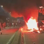 Безсънна нощ край границата със Сеута - мигранти подпалиха автомобили