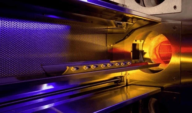 Apple ще инвестира 100 млрд. долара в производството на части за iPhone в САЩ