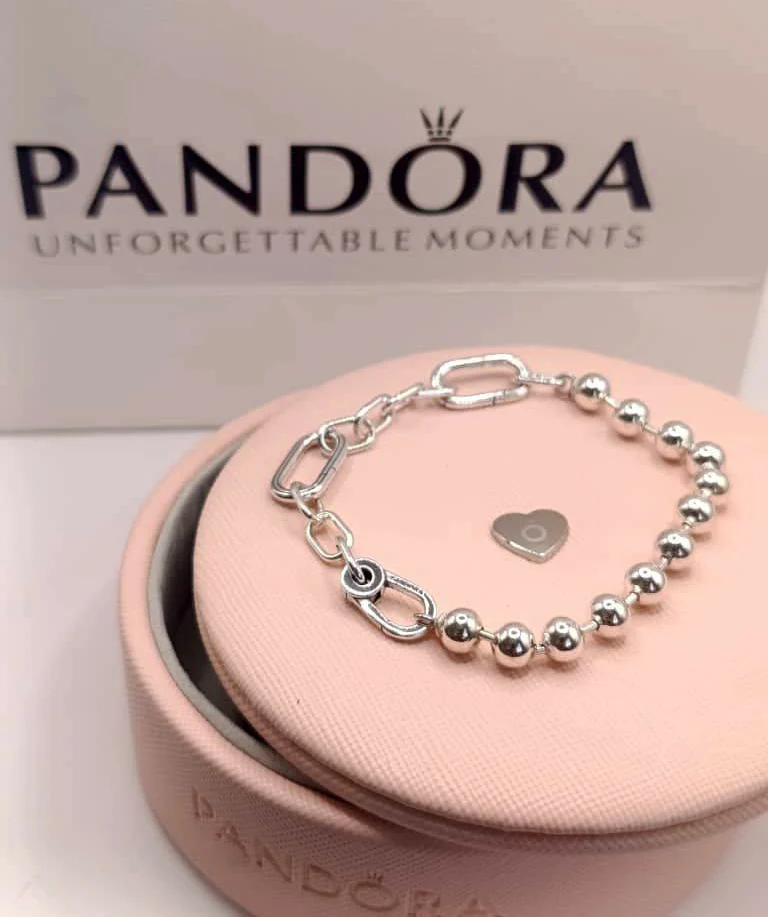 Pandora залага на бижута с платинено покритие заради скъпото сребро