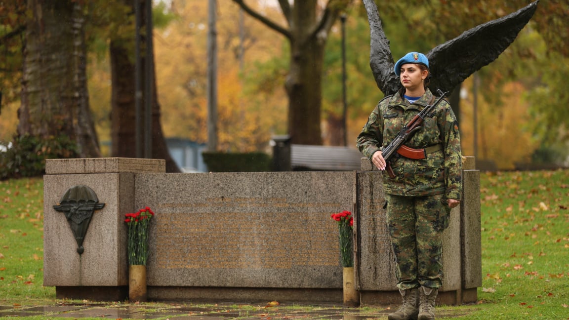 военния парашутист