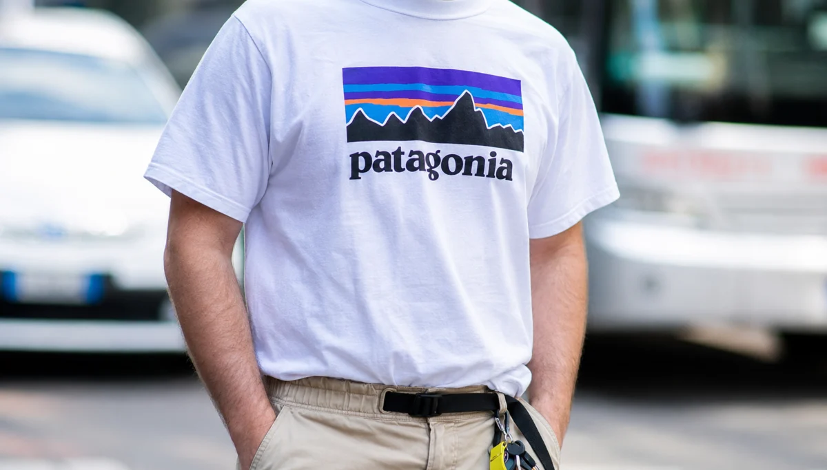 Patagonia съди драг активистката Pattie Gonia за търговската марка и защита на бранда