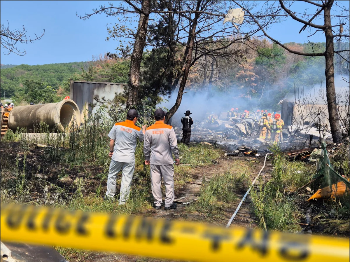 Патрулен самолет с четирима души се разби в Южна Корея