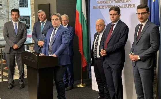 кирил петков