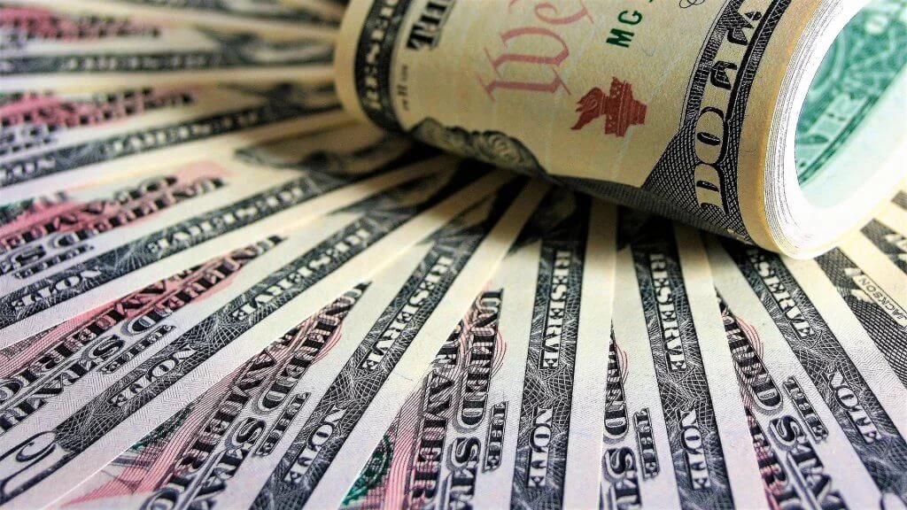 Charles Schwab: 2.5 млн. долара карат американците да се считат богати