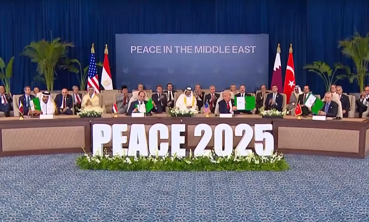 Тръмп подписа историческо мирно споразумение в Египет