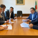 ПП, ДСБ и "Да, България" подписаха коалиционно споразумение за изборите