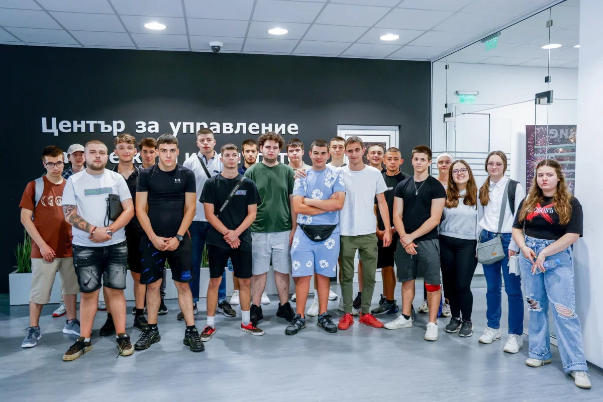 Vivacom стартира шестото издание на Практикантската програма с нова възможност за обучение в магазинната мрежа