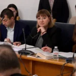 Парламентарната правна комисия ще заседава извънредно за закриването на антикорупционната комисия