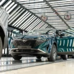 Nissan спира разработката на електрическа версия на най-продавания си модел в Европа
