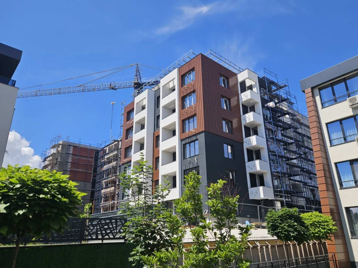 Купените „на едро“ имоти мачкат продажбите на дребно в София