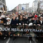 Хиляди унгарци протестираха срещу Орбан заради скандал с насилие над деца