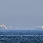 САЩ започват операция за извеждане на блокирани кораби от Ормузкия проток