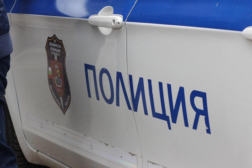полицаи, полиция, МВР, задържани, арест