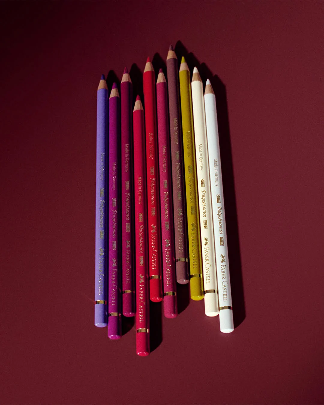 RIMOWA и Faber-Castell създадоха луксозен куфар за художници със 120 молива