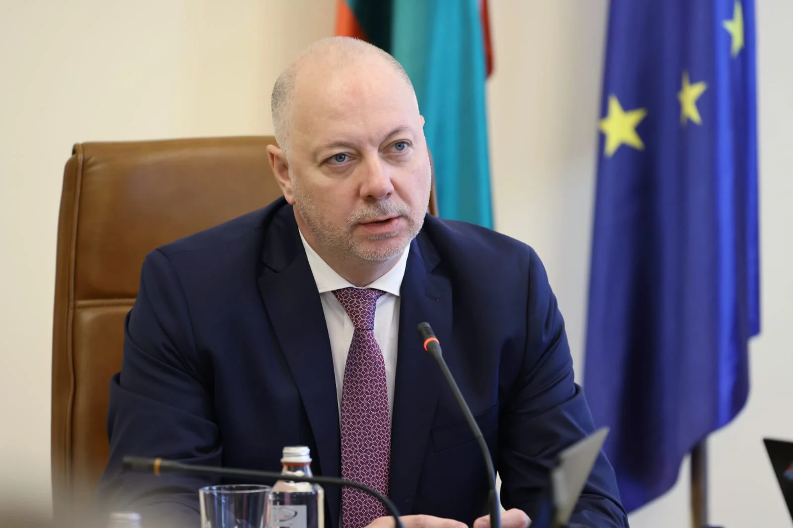 Желязков за безводието: Пари има, но трябва да се управляват честно и почтено
