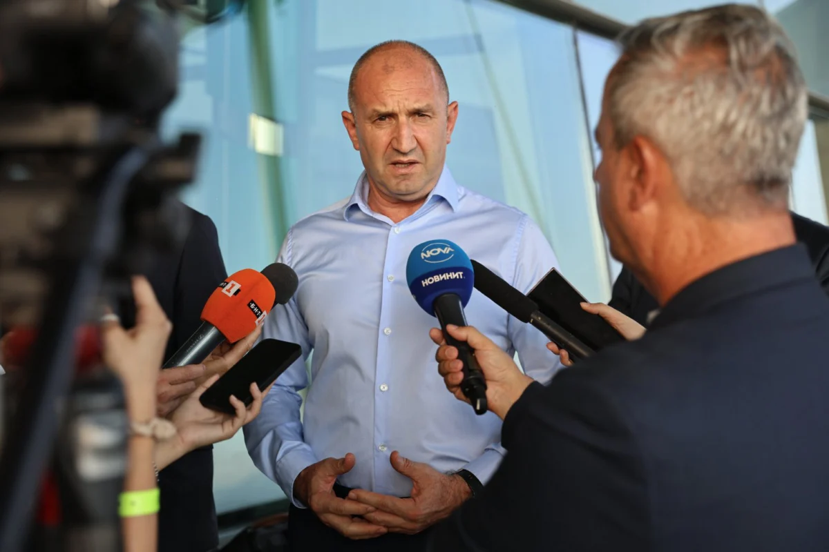 rumen radev letisthe